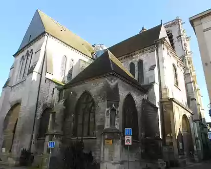 PXL044 Eglise Ste-Madeleine, la plus ancienne église de Troyes (milieu du XIIè siècle)